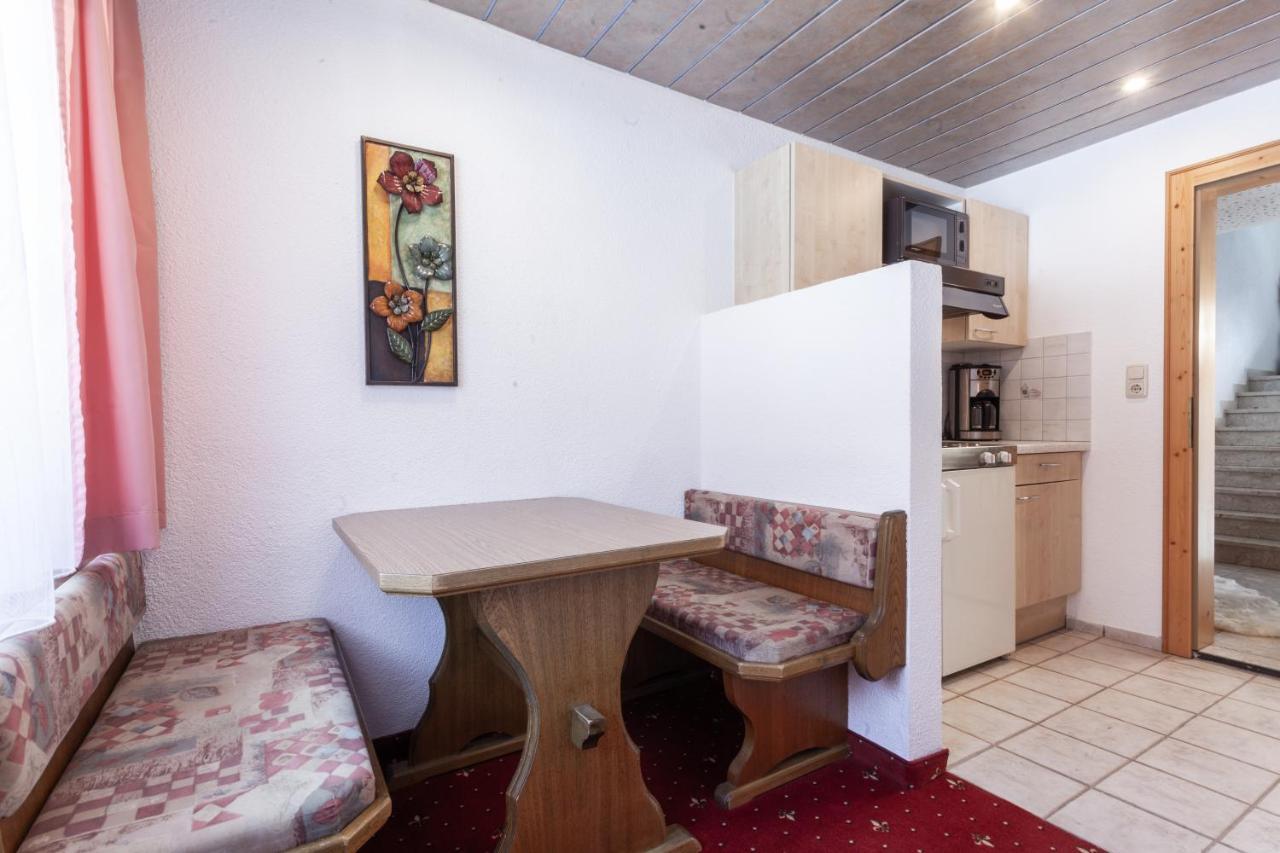 Haus Hrabovsky Apartment แลงเงนเฟลด์ ภายนอก รูปภาพ
