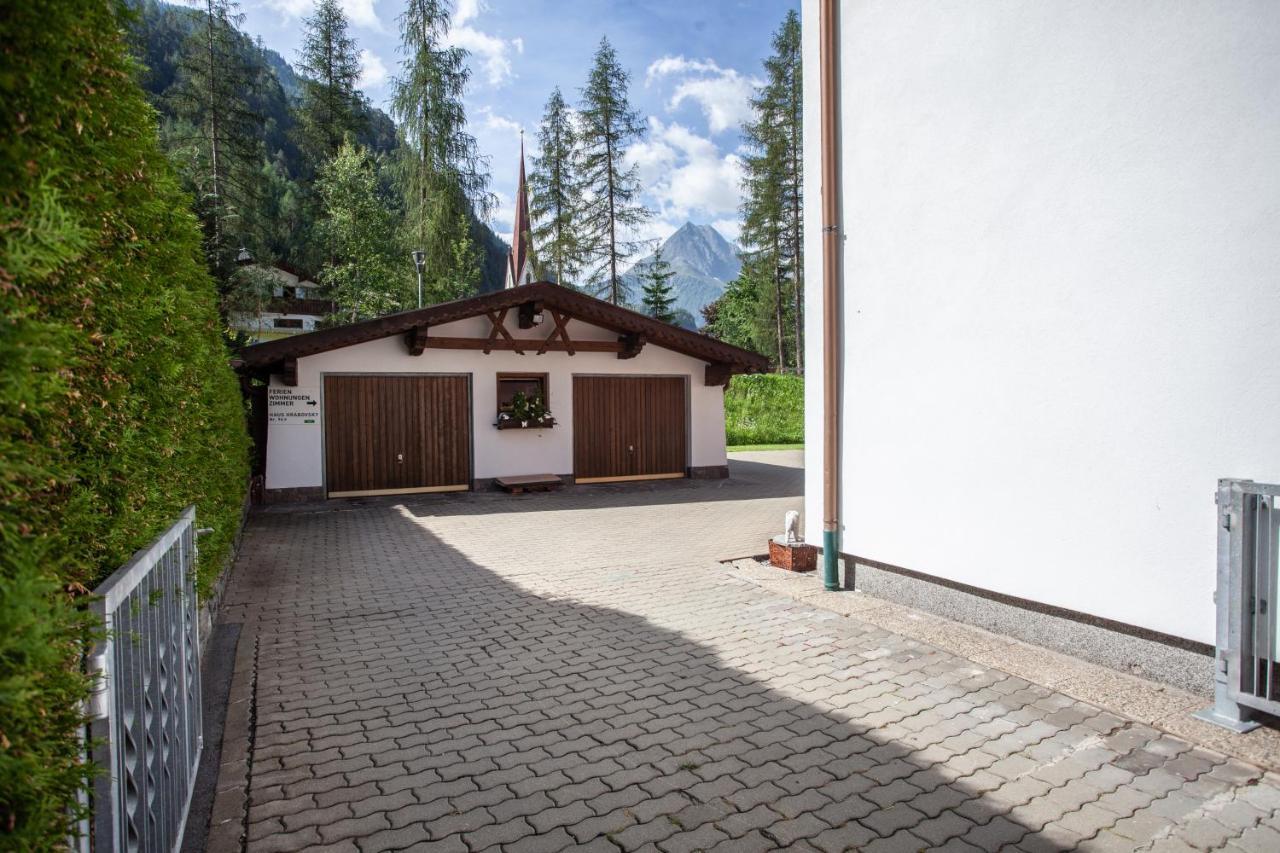 Haus Hrabovsky Apartment แลงเงนเฟลด์ ภายนอก รูปภาพ